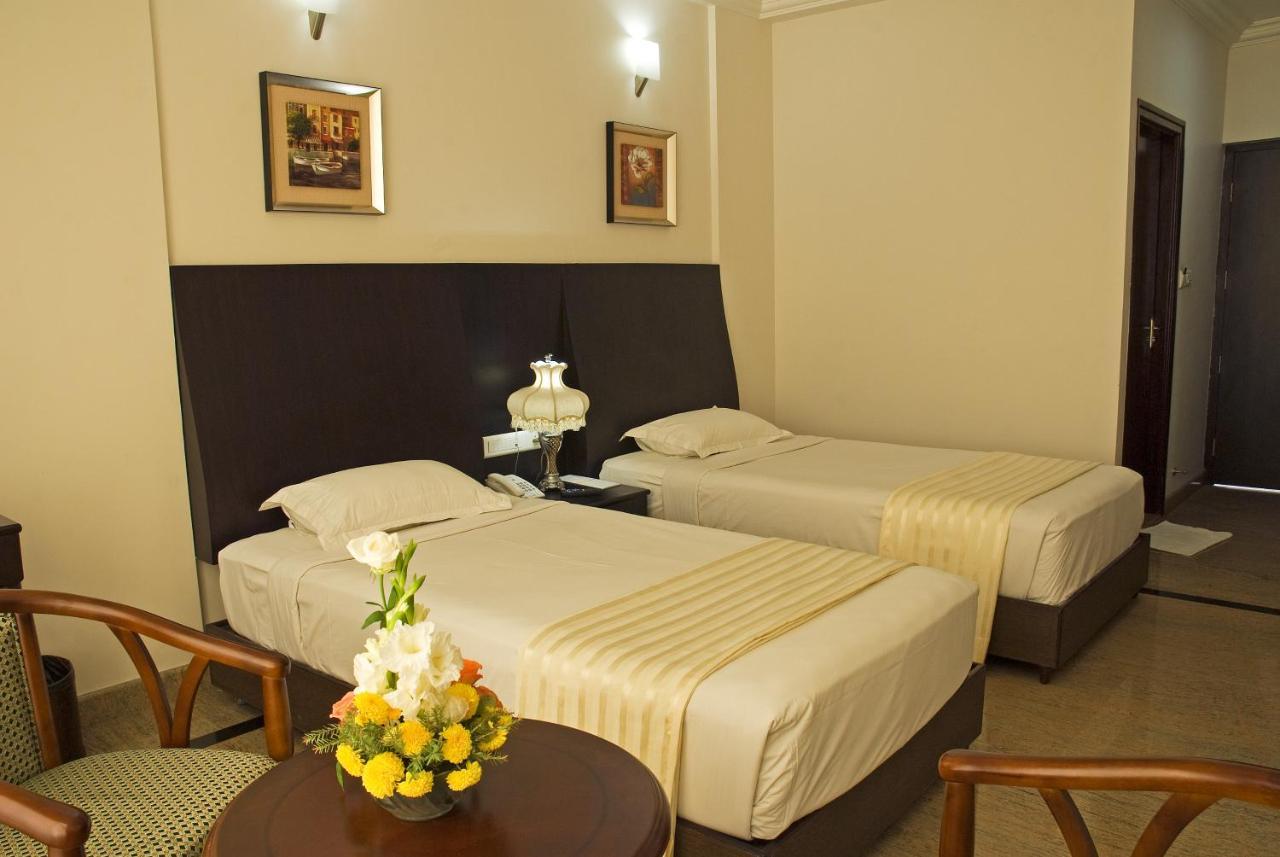 Kr Inn Hotel & Convention Centre Bangalore Exteriör bild